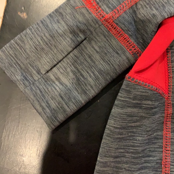 Washington caps 1/4 zip - Picture 4 of 6